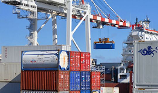 Bulk carrier cargo transport